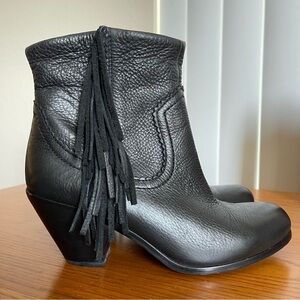 Sam Edelman Louie Leather Fringe Boots Black Size 7